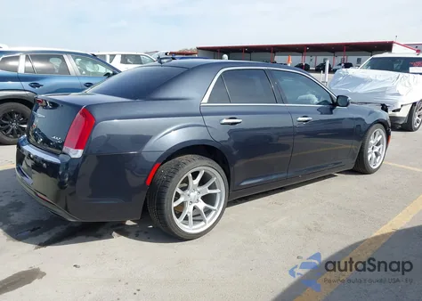 2016 Chrysler 300C z USA, uszkodzony, nr VIN 2C3CCAEG2GH295712